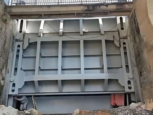 自净化生态液压翻转坝：河道治理自净化生态液压翻转坝工程案例整体外观 | 液压驱动 | 水利设备整体结构展示